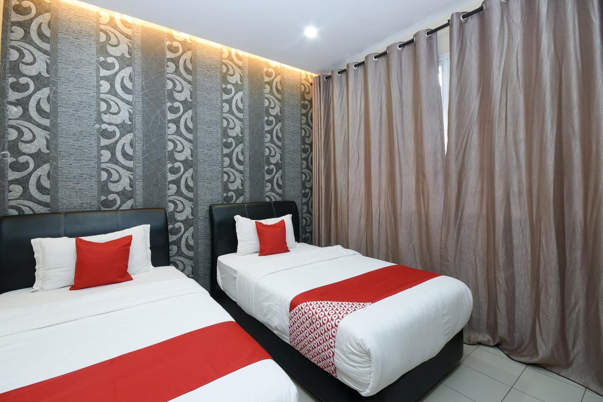 Oyo 89301 Ys Inn Miri Ngoại thất bức ảnh