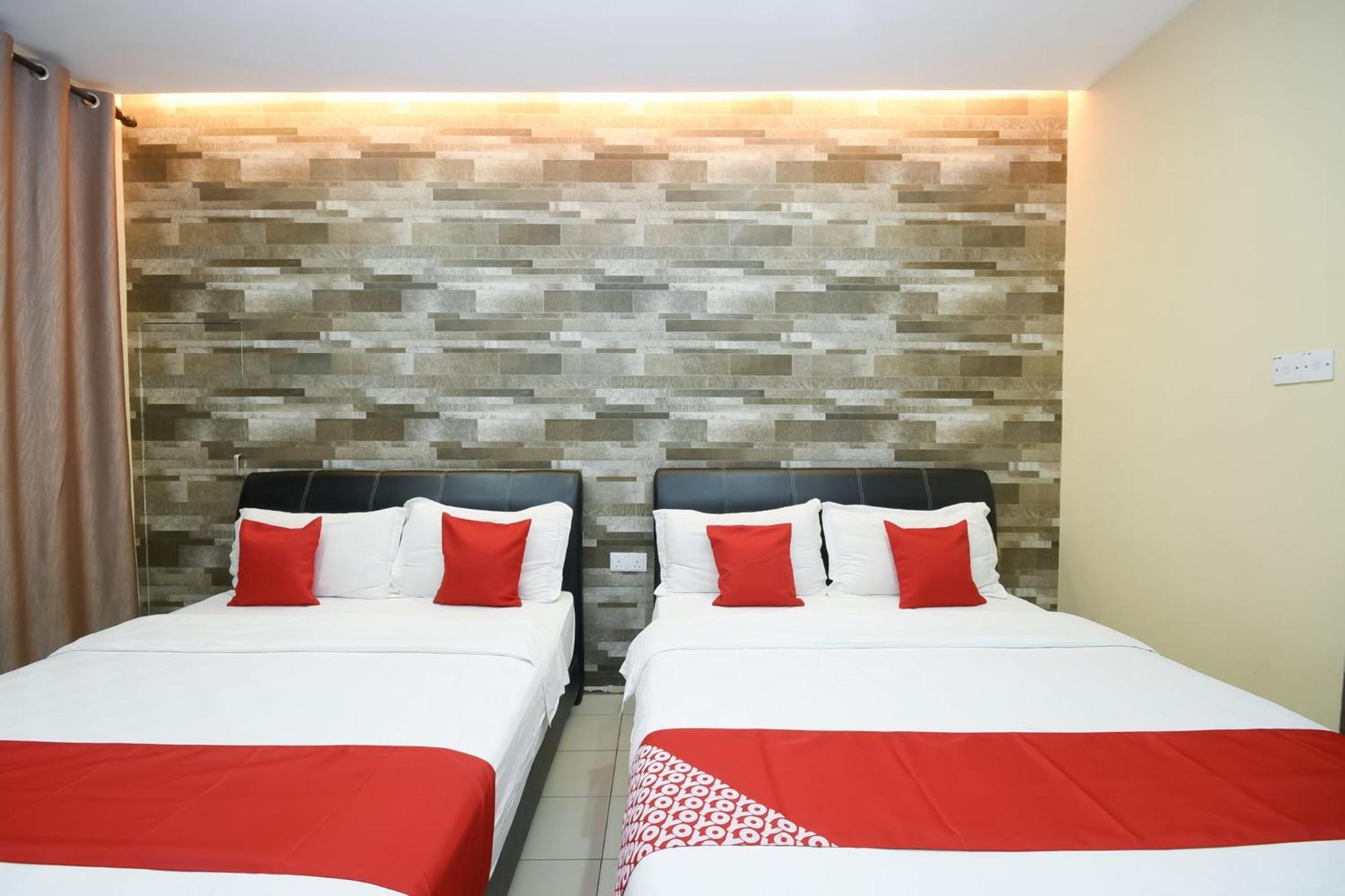 Oyo 89301 Ys Inn Miri Ngoại thất bức ảnh