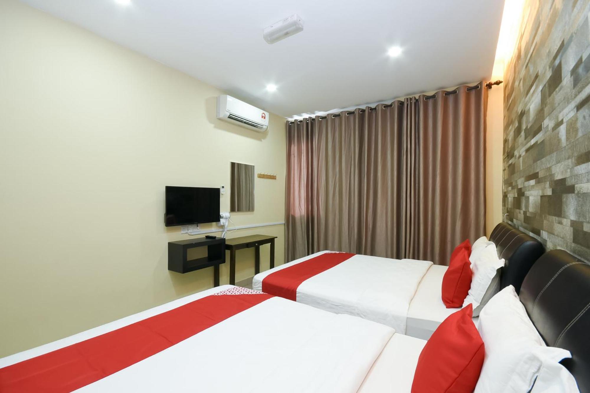 Oyo 89301 Ys Inn Miri Ngoại thất bức ảnh