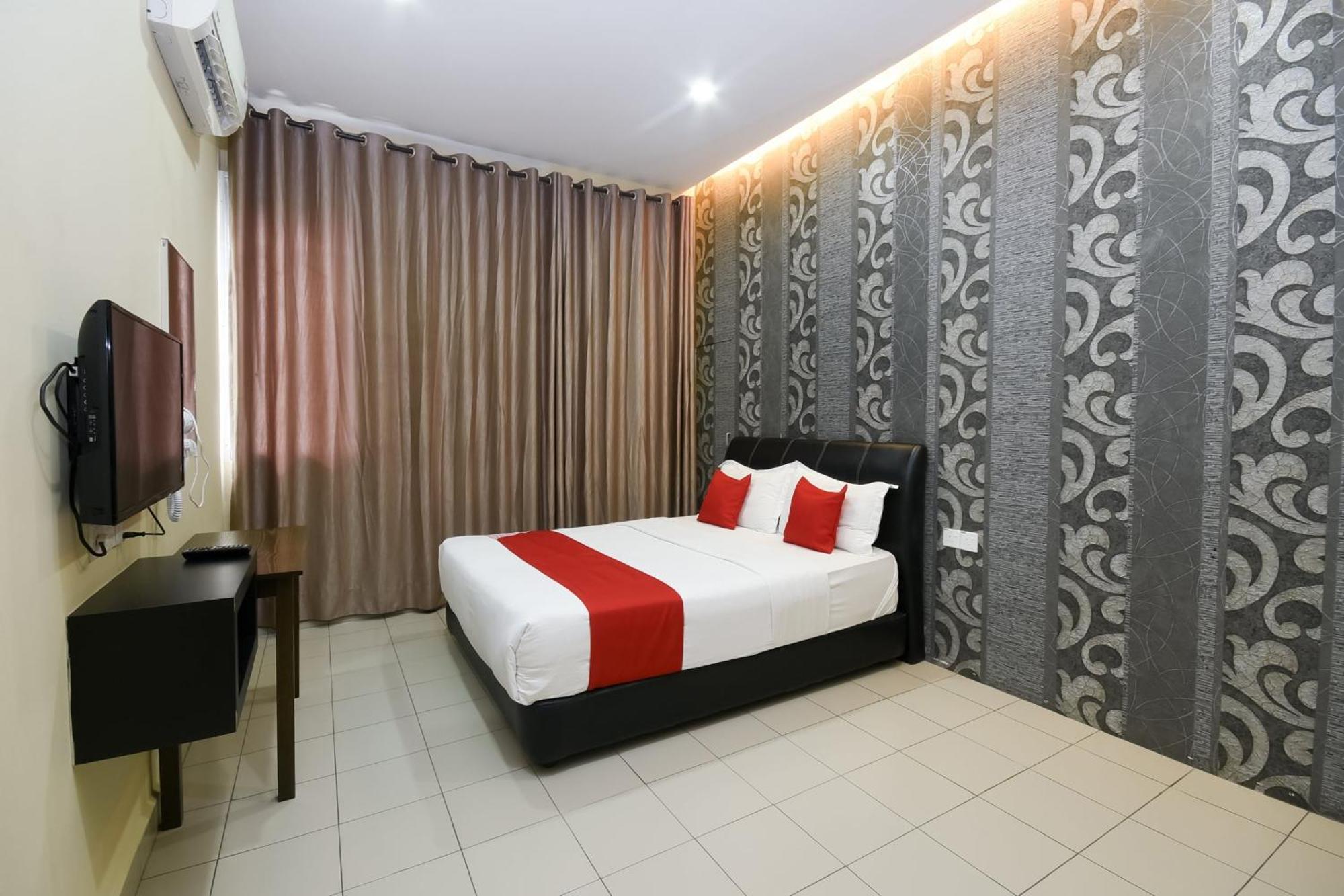 Oyo 89301 Ys Inn Miri Ngoại thất bức ảnh