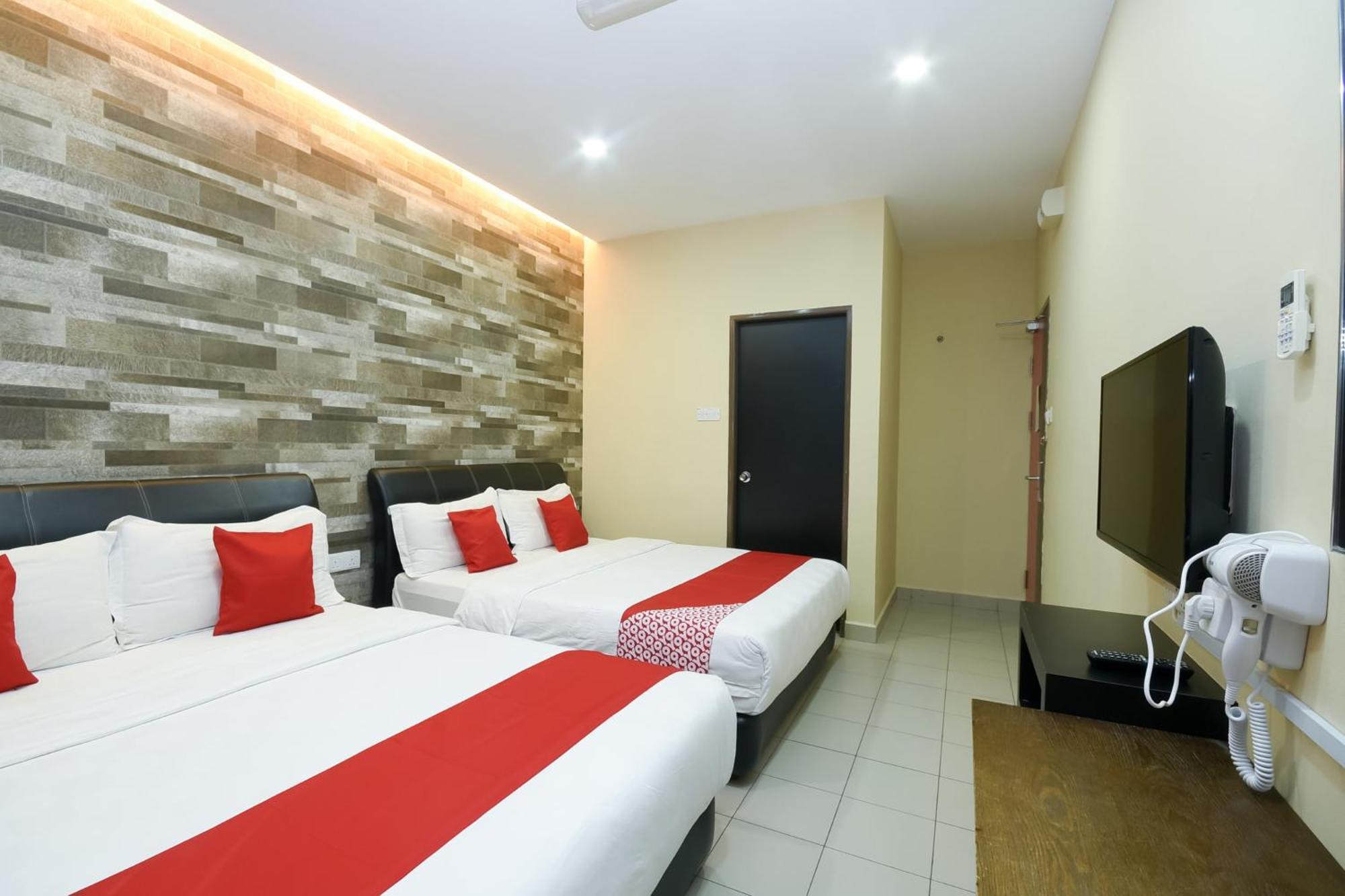 Oyo 89301 Ys Inn Miri Ngoại thất bức ảnh