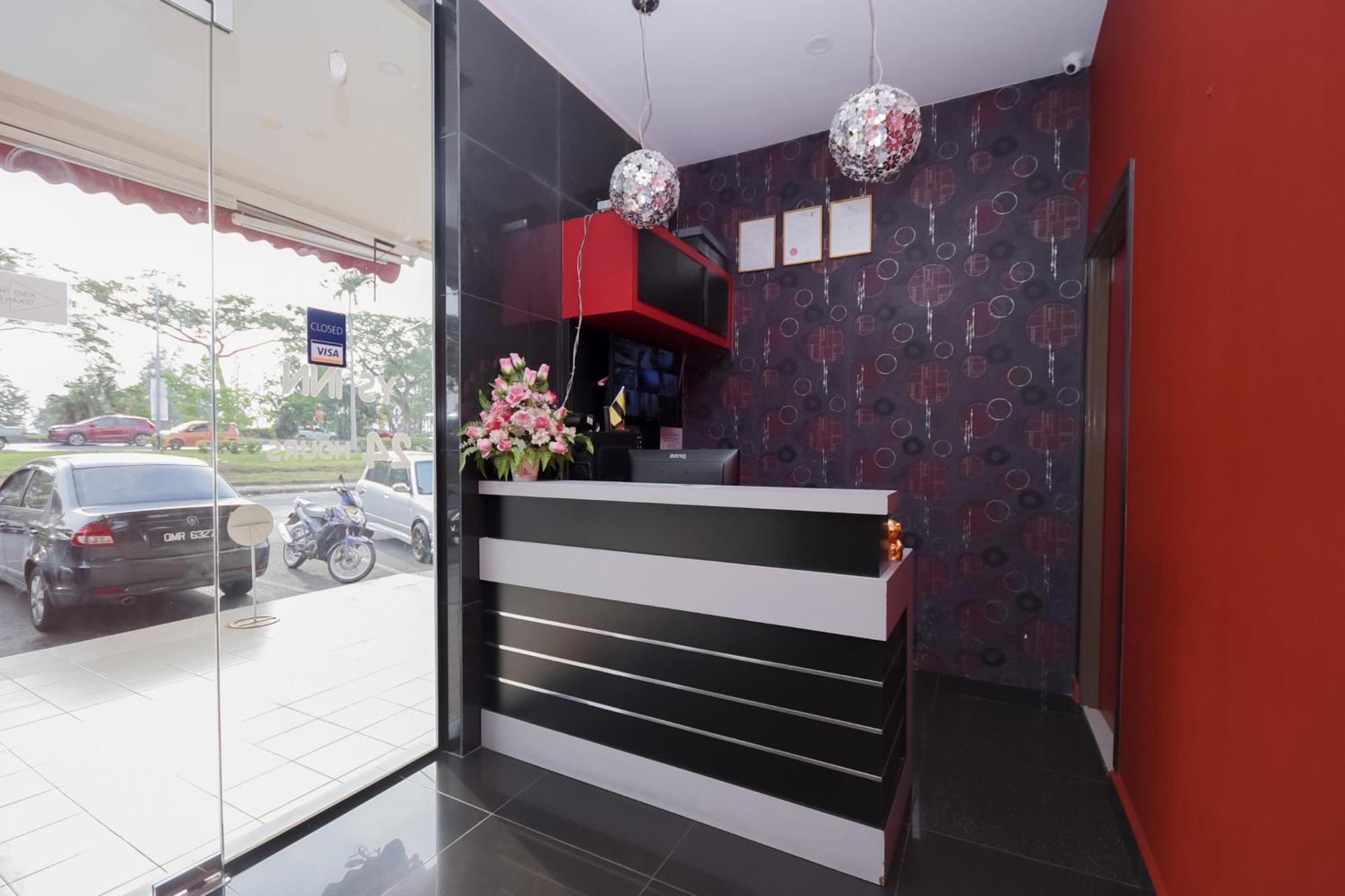 Oyo 89301 Ys Inn Miri Ngoại thất bức ảnh