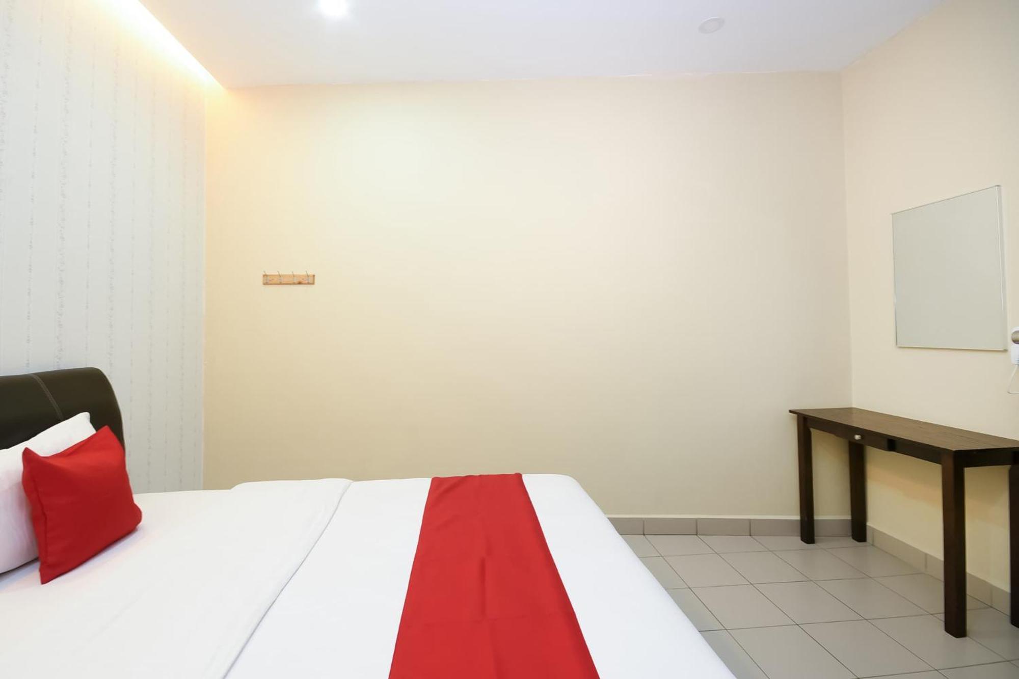 Oyo 89301 Ys Inn Miri Ngoại thất bức ảnh
